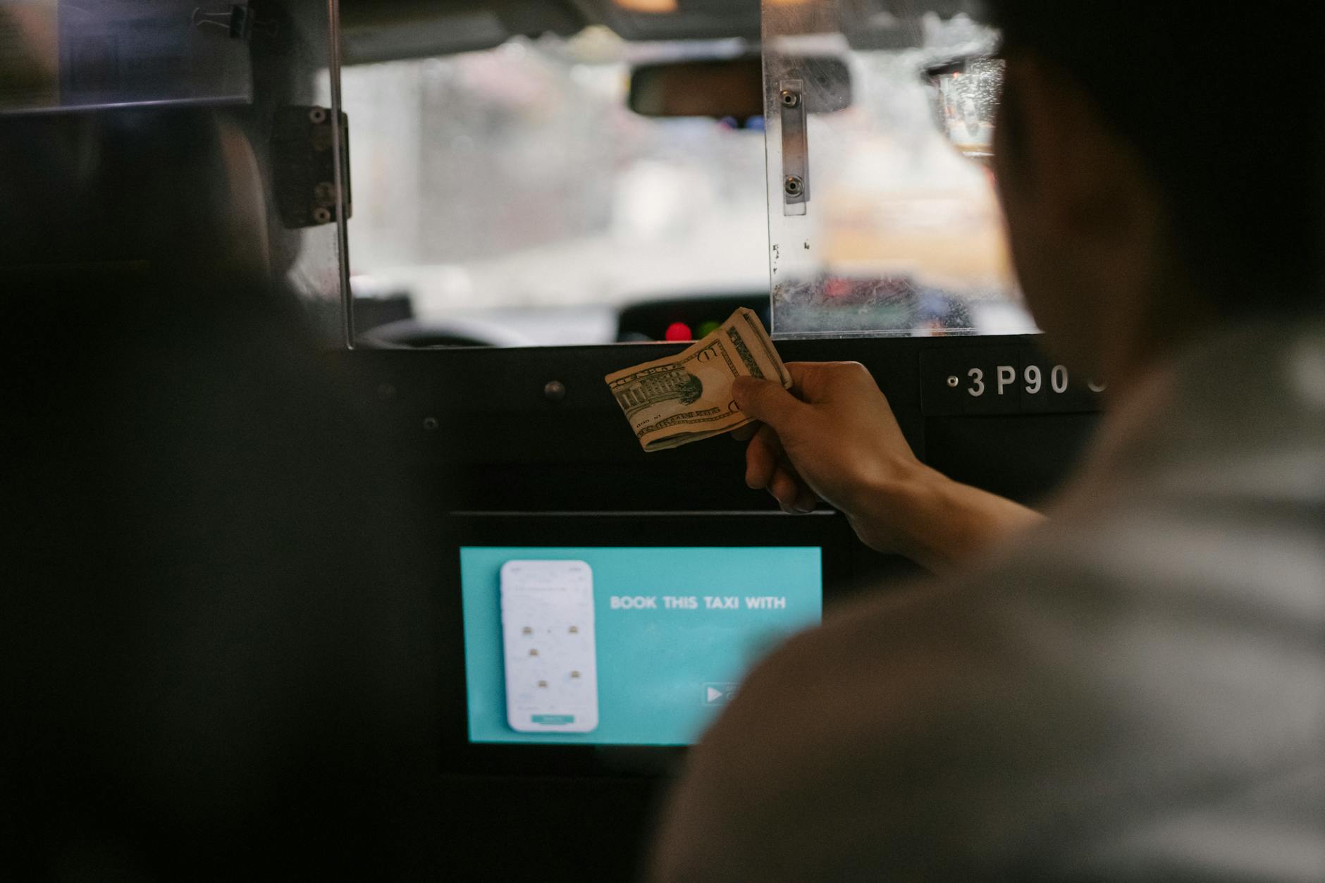 Understanding Taxi Costs and Payment Options